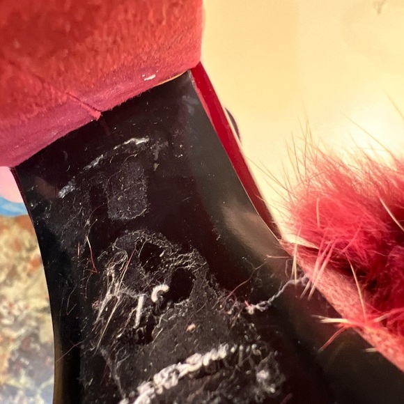 MADE IN ITALY GIOVANNA GRAZZINI burgundy High Heels with Plush Fur Accent - Picture 3 of 8